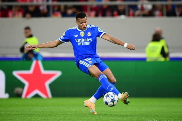 November 26, 2025, Piraeus, Piraeus, Greece: Kylian Mbappe of Real Madrid CF in action during the UEFA Champions League 2025 26 League Phase MD5 match between Olympiacos FC and Real Madrid C.F. at Stadio Georgios Karaiskakis on November 26, 2025 in Piraeus, Greece. Piraeus Greece - ZUMAa181 20251126_zaa_a181_105 Copyright: xEurokinissix