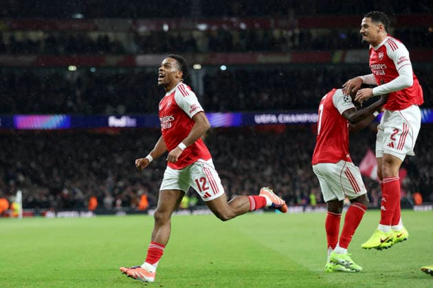 Arsenal FC v FC Bayern München - UEFA Champions League 2025 26 League Phase MD5 Jurrien Timber of Arsenal, Bukayo Saka of Arsenal and William Saliba of Arsenal celebrate 1st goal during the UEFA Champions League 2025 26 League Phase MD5 match between Arsenal FC and FC Bayern München at Arsenal Stadium on November 26, 2025 in London, England. London Arsenal Stadium England United Kingdom Copyright: xNigelxFrench Sportsphoto APLx 14143007