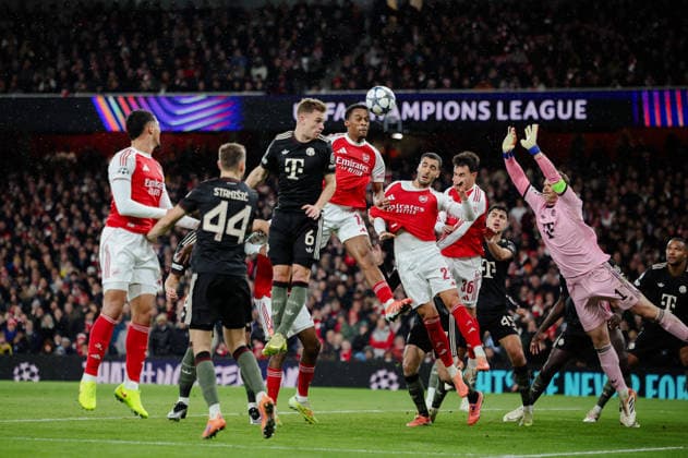 Champions League 2025 26 League Stage Arsenal v Bayern Munich Emirates Stadium 26.11.2025 Jurrien Timber of Arsenal scores and celebrates 1-0 Champions League 2025 26 League Stage Arsenal v Bayern Munich Emirates Stadium 26.11.2025 Photograph By Marc Aspland The Times  Copyright: xMarcxAsplandx NINTCHDBPICT001041269828