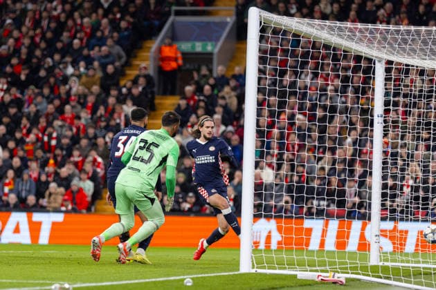 Football - UEFA Champions League - League Phase - Liverpool FC v PSV Eindhoven LIVERPOOL, ENGLAND - Wednesday, November 26, 2025: PSV Eindhoven s Ismael Saibari scores the second goal which was later disallowed for offside during the UEFA Champions League match between Liverpool FC and PSV Eindhoven at Anfield. (Photo by David Rawcliffe Propaganda) LIVERPOOL Anfield MERSEYSIDE ENGLAND  Copyright: xDavidxRawcliffex P2025-11-26-Liverpool_PSV-30