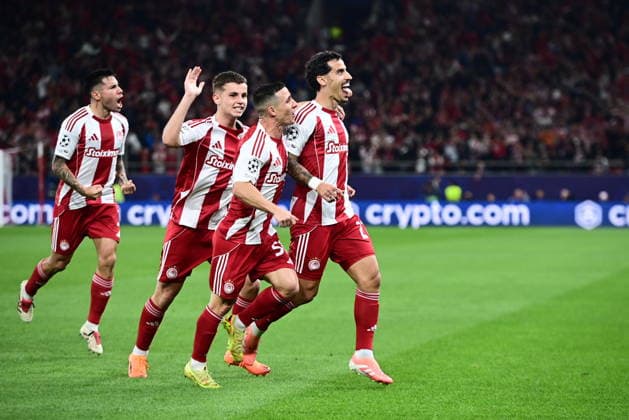 UEFA Champions League, Olympiacos Piraeus vs Real Madrid - Chiquinho of Olympiacos Piraeus celebrate after scoring the 1-0 during the UEFA Champions League Phase matchday 5 soccer match between Olympiacos Piraeus and Real Madrid held at Georgios Karaiskakis Stadium in Piraeus, Greece, 26 November 2025. IMAGO ONE INCH PRODUCTIONS PIRAEUS Greece Copyright: xONExINCHxPRODUCTIONSx 6751625