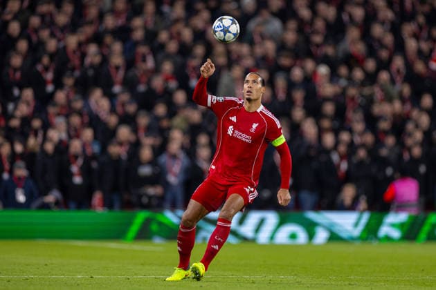 Football - UEFA Champions League - League Phase - Liverpool FC v PSV Eindhoven LIVERPOOL, ENGLAND - Wednesday, November 26, 2025: Liverpool s captain Virgil van Dijk during the UEFA Champions League match between Liverpool FC and PSV Eindhoven at Anfield. (Photo by David Rawcliffe Propaganda) LIVERPOOL Anfield MERSEYSIDE ENGLAND  Copyright: xDavidxRawcliffex P2025-11-26-Liverpool_PSV-41