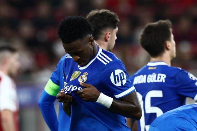 UEFA Champions League, Olympiacos Piraeus vs Real Madrid - Vinicius Junior of Real Madrid react during the UEFA Champions League Phase matchday 5 soccer match between Olympiacos Piraeus and Real Madrid held at Georgios Karaiskakis Stadium in Piraeus, Greece, 26 November 2025. IMAGO ONE INCH PRODUCTIONS PIRAEUS Greece Copyright: xONExINCHxPRODUCTIONSx 6751791