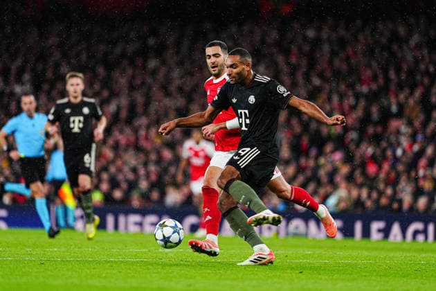 Mikel Merino FC Arsenal, 23 , Jonathan Tah FC Bayern Muenchen, 04 ENG, FC Arsenal vs FC Bayern Muenchen, Football, UEFA Champions League, Matchday 5, Season 2025 2026, 26 11 2025 ENG, FC Arsenal vs FC Bayern Muenchen, Football, UEFA Champions League, Matchday 5, Season 2025 2026, 26 11 2025 London Copyright: xEibner-Pressefoto MarcelxvonxFehrnx EP_MFN
