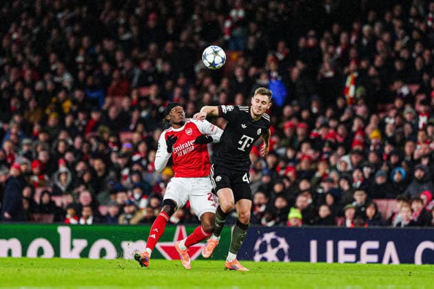 Eberechi Eze FC Arsenal, 10 , Josip Stanisic FC Bayern Muenchen, 44 ENG, FC Arsenal vs FC Bayern Muenchen, Football, UEFA Champions League, Matchday 5, Season 2025 2026, 26 11 2025 ENG, FC Arsenal vs FC Bayern Muenchen, Football, UEFA Champions League, Matchday 5, Season 2025 2026, 26 11 2025 London Copyright: xEibner-Pressefoto MarcelxvonxFehrnx EP_MFN