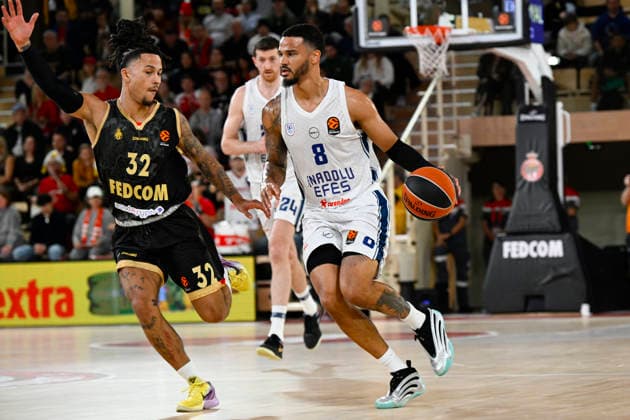 BASKET-BALL : AS Monaco VS Anadolu Efes Spor Kulübü - Turkish Airlines EuroLeague - 26 11 2025 Nick Weiler-Babb (AEI) - Turkish Airlines EuroLeague match between AS Monaco and Anadolu Efes Spor Kulübü on November 26, 2025 at the Louis II Stadium in Monaco. MonacoMonaco  Copyright: xWilliamxCannarellax
