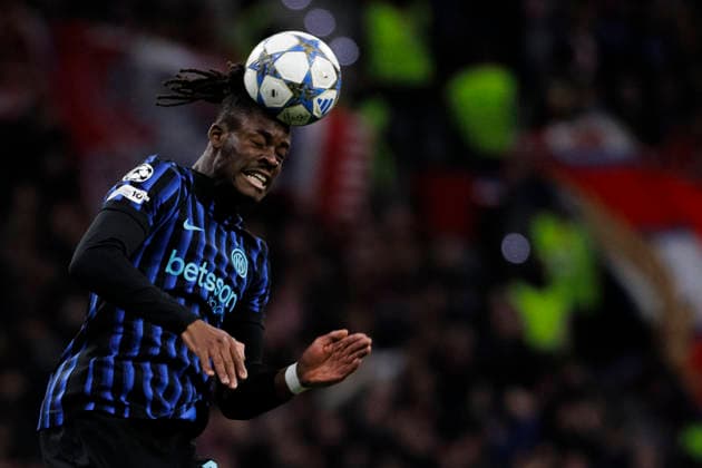 UEFA champions league - Atletico de Madrid vs Inter de Milan MADRID,SPAIN - 26 November:Yann Bisseck of Inter in action during UEFA champions league 2025 26 match between Atletico de Madrid and Inter de Milan at Riyadh Air Metropolitano Stadium. (Photo by Guille Martinez f22photo) Madrid Riyadh Air Metropolitano Stadium Spain Copyright: xGuillermoxMartinezx