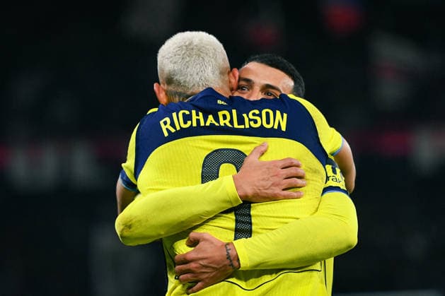Champions League PSG vs Tottenham Hotspur F.C - FA Tottenham Hotspur’s forward Richarlison celebrates scoring a goal with teammates during the UEFA Champions League football match between Paris Saint-Germain and Tottenham Hotspur F.C at the Parc des Princes Stadium in Paris on November 26, 2025. Photo by Firas Abdullah ABACAPRESS.COM Paris Ile-de-France France  Copyright: xAbdullahxFiras ABACAx