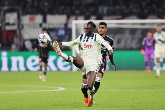 Frankfurt Main, Hesse, Germany, 26 11 2025 Waldstadion Deutsche Bank Park UEFA Champions League 2025 26 Eintracht Frankfurt Atalanta Bergamo Odilon Kossounou 3, Atalanta and Ansgar Knauff 7, Eintracht Frankfurt Copyright: xdtsxNachrichtenagenturx dts_95335