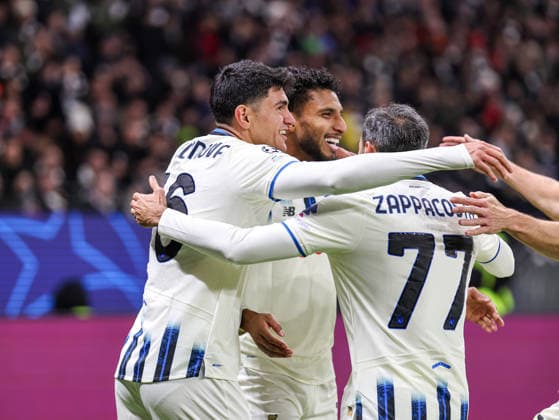Once again cheering guests Ederson Atalanta Bergamo, 13 has just scored the 0 2 UEFA Champions League, Matchday 5 Eintracht Frankfurt Atalanta BC on 26 11 25 at Deutsche Bank Park, Frankfurt Frankfurt Deutsche Bank Park Frankfurt Germany Copyright: xAlfioxMarinox
