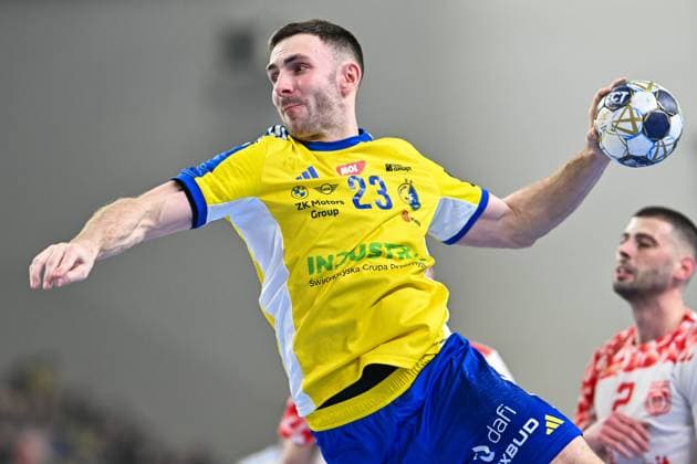 26.11.2025 KIELCE UL. BOCZNA ( POLAND ) PILKA RECZNA MEZCZYZN ( HANDBALL MEN S ) LIGA MISTRZOW - FAZA GRUPOWA ( MEN S EHF CHAMPIONS LEAGUE - GROUP PHASE ) MECZ INDUSTRIA KIELCE - DINAMO BUCURESTI ( GAME ) NZ ARKADIUSZ MORYTO SYLWETKA FOTO MICHAL STANCZYK CYFRASPORT NEWSPIX.PL --- Newspix.pl  20251126CSMS0012