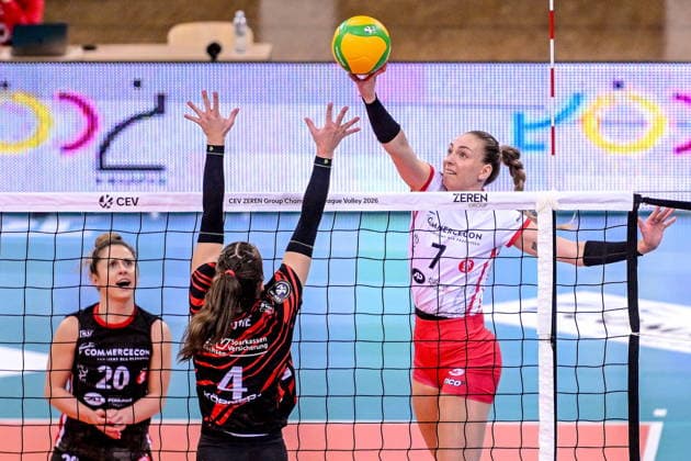 LODZ 26.11.2025 LIGA MISTRZYN CEV SIATKOWKA KOBIET CEV VOLLEYBALL CHAMPIONS LEAGUE WOMEN --- LKS COMMERCECON LODZ - DRESDNER SC N Z EMMA GROME DARIA SZCZYRBA FOT.PAWEL PIOTROWSKI 400MM.PL NEWSPIX.PL --- newspix.pl 