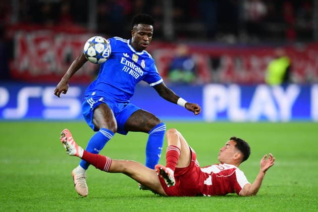 UEFA Champions League, Olympiacos Piraeus vs Real Madrid - Vinicius Junior of Real Madrid in action during the UEFA Champions League Phase matchday 5 soccer match between Olympiacos Piraeus and Real Madrid held at Georgios Karaiskakis Stadium in Piraeus, Greece, 26 November 2025. IMAGO ONE INCH PRODUCTIONS PIRAEUS Greece Copyright: xONExINCHxPRODUCTIONSx 6751931