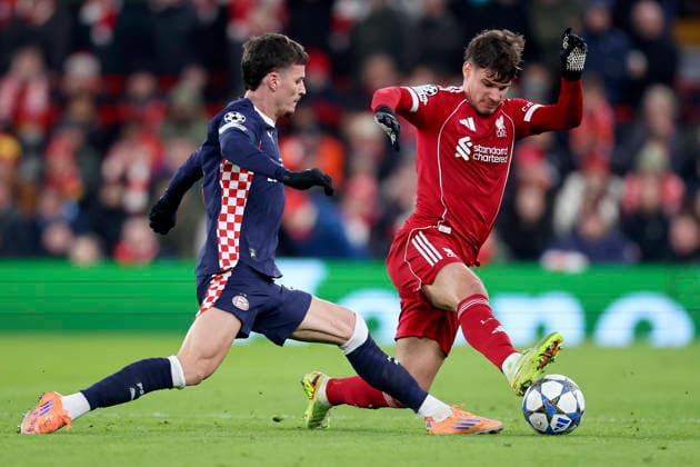Liverpool FC v PSV Eindhoven - UEFA Champions League 2025 26 League Phase MD5 Dennis Man of PSV Eindhoven and Milos Kerkez of Liverpool challenge during the UEFA Champions League 2025 26 League Phase MD5 match between Liverpool FC and PSV Eindhoven at Anfield on November 26, 2025 in Liverpool, England. Liverpool Anfield England United Kingdom Copyright: xEdxSykes Sportsphoto APLx 14143026