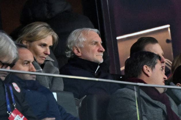 26 11 2025, xjhx, Football UEFA Champions League, Eintracht Frankfurt Atalanta Bergamo v l Sports Director Rudi Voeller Völler DFB DFL DFB REGULATIONS PROHIBIT ANY USE OF PHOTOGRAPHS as IMAGE SEQUENCES and or QUASI VIDEO Frankfurt am Main