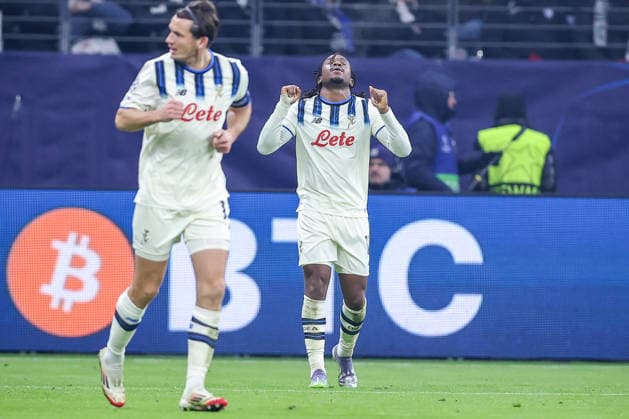 26 11 2025, Football, UEFA Champions League, Eintracht Frankfurt Atalanta Bergamo, Deutsche Bank Park Frankfurt am Main , Matchday 5, Season 2025 2026 Goal celebration after the 1 0 goal by scorer Ademola Lookman Atalanta Bergamo 11 Regulations prohibit any use of photographs as image sequences and or quasi video Hessen Germany