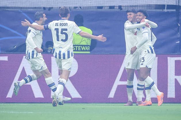 26 11 2025, Football, UEFA Champions League, Eintracht Frankfurt Atalanta Bergamo, Deutsche Bank Park Frankfurt am Main , Matchday 5, Season 2025 2026 Goal celebration after the 2-0 goal by scorer Ederson dos Santos Lourenco da Silva Atalanta Bergamo 13 Regulations prohibit any use of photographs as image sequences and or quasi video Hessen Germany