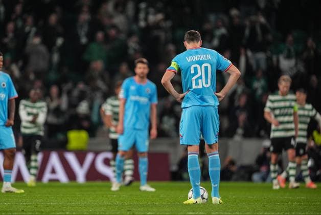 Club s Hans Vanaken looks dejected during a soccer game between Portuguese Sporting Clube de Portugal and Belgian Club Brugge KV, on Wednesday 26 November 2025 in Lisboa, Portugal, on day five of the League phase of the UEFA Champions League tournament. JOMAxGARCIAxIxGISBERT  x144504205x