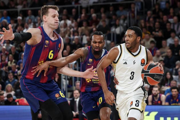 November 26, 2025, Barcelona, Barcelona, Spain: Shaquille Harrison of LDLC Asvel Villeurbanne, Jan Vesely and Kevin Punter of FC Barcelona, Barca in action during the EuroLeague Regular Season Round 13 match played between FC Barcelona and LDLC Asvel Villeurbanne at Palau Blaugrana on November 26, 2025 in Barcelona, Spain. Barcelona Spain - ZUMAa181 20251126_zaa_a181_311 Copyright: xJavierxBorregox