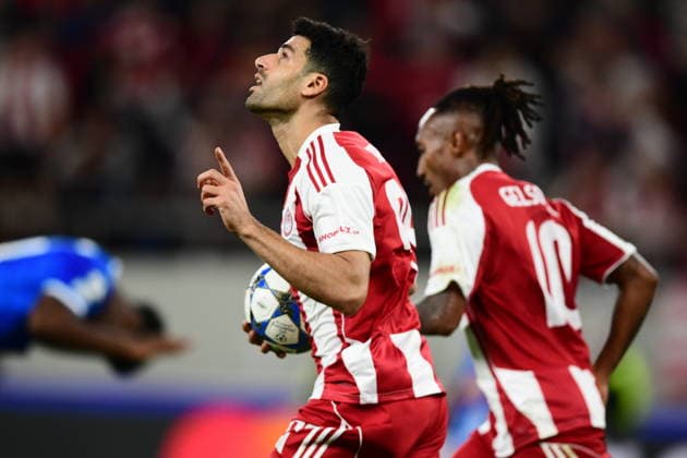 November 26, 2025, Piraeus, Piraeus, Greece: Mehdi Taremi of Olympiacos celebrates a goal during the UEFA Champions League 2025 26 League Phase MD5 match between Olympiacos FC and Real Madrid C.F. at Stadio Georgios Karaiskakis on November 26, 2025 in Piraeus, Greece. Piraeus Greece - ZUMAa181 20251126_zaa_a181_328 Copyright: xEurokinissix