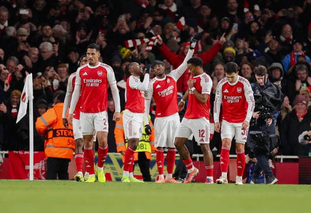 Champions League 2025 26 League Stage Arsenal v Bayern Munich Emirates Stadium 26.11.2025 Noni Madueke of Arsenal scores and celebrates 2-1 Champions League 2025 26 League Stage Arsenal v Bayern Munich Emirates Stadium 26.11.2025 Photograph By Marc Aspland The Times  Copyright: xMarcxAsplandx NINTCHDBPICT001041284149