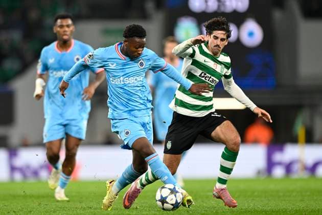 Sporting CP v Club Brugge - UEFA Champions League LISBON, PORTUGAL - NOVEMBER 26 : Diakhon Mamadou forward of Club Brugge and Trincao Francisco forward of Sporting CP during the UEFA Champions League 2025 26 League Phase MD5 match between Sporting CP and Club Brugge on November 26, 2025 in Lisbon, Portugal, 26 11 2025 Lisbon Portugal  Copyright: xNicoxVereeckenx