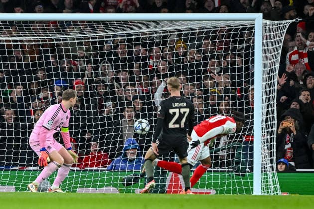 Noni Madueke Arsenal FC scores his team s second goal during the UEFA Champions League 2025 26 League Phase MD5 match between Arsenal FC and FC Bayern München at Arsenal Stadium on November 26, 2025 in London, United Kingdom Photo by Harry Langer DeFodi Images