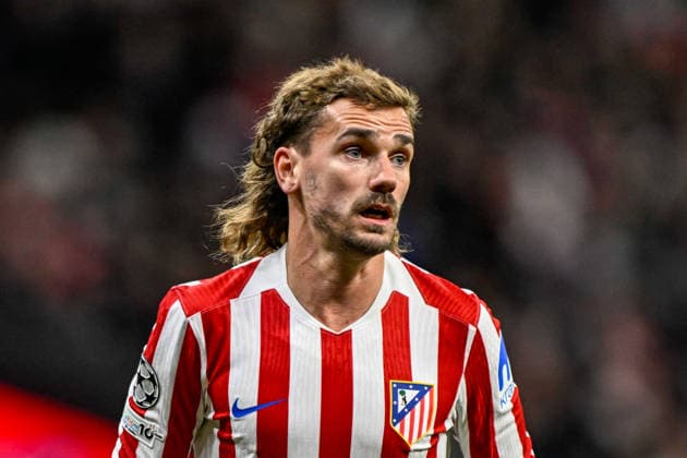 2025-11-26 Atletico de Madrid v FC Internazionale Milano - UEFA Champions League 2025 26 League Phase MD5 MADRID, SPAIN - NOVEMBER 26: Antoine Griezmann of Atletico de Madrid looks on during the UEFA Champions League 2025 26 League Phase MD5 match between Atletico de Madrid and FC Internazionale Milano at Estadio Metropolitano on November 26, 2025 in Madrid, Spain. (Photo by Pablo Morano BSR Agency) Madrid Spain Content not available for redistribution in The Netherlands directly or indirectly through any third parties. Copyright: xBSRxAgencyx