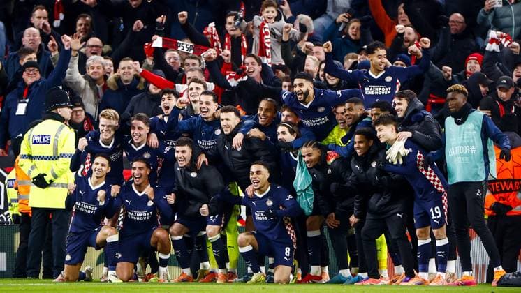 LIVERPOOL - PSV players after the Champions League match between Liverpool FC and PSV Eindhoven at Anfield Stadium on November 26, 2025, in Liverpool, United Kingdom. ANP SEM VAN DER WAL UEFA Champions League Matchday 5 2025-2026 xVIxANPxSportx xxANPxIVx 543160670 originalFilename: 543160670.jpg
