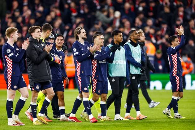 LIVERPOOL - PSV players after the Champions League match between Liverpool FC and PSV Eindhoven at Anfield Stadium on November 26, 2025, in Liverpool, United Kingdom. ANP SEM VAN DER WAL UEFA Champions League Matchday 5 2025-2026 xVIxANPxSportx xxANPxIVx 543160774 originalFilename: 543160774.jpg