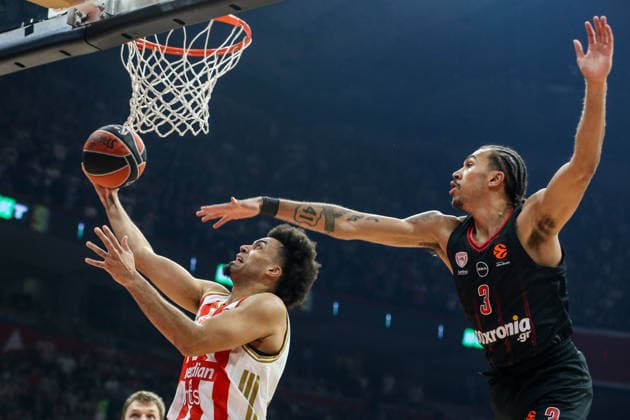 Crvena Zvezda v Olympiacos - EuroLeague BELGRADE, SERBIA - NOVEMBER 26: Ward (3) of Olympiacos Piraeus in action during the EuroLeague Regular Season Round 13 match between Crvena Zvezda Meridianbet Belgrade and Olympiacos Piraeus at Belgrade Arena in Belgrade, Serbia on November 26, 2025. Filip Stevanovic Anadolu Belgrade Serbia. Editorial use only. Please get in touch for any other usage.  Copyright: x2025xAnadoluxFilipxStevanovicx