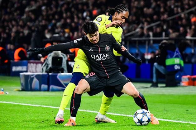 FOOTBALL : Paris Saint Germain vs Tottenham Hotspur Football Club - Ligue des Champions - Phase de Ligue - JournÃ e 5 - 26 11 2025 Kang-in Lee (Paris SG) Djed Spence (Tottenham Hotspur) ParisFrance  Copyright: xBaptistexAutissierx
