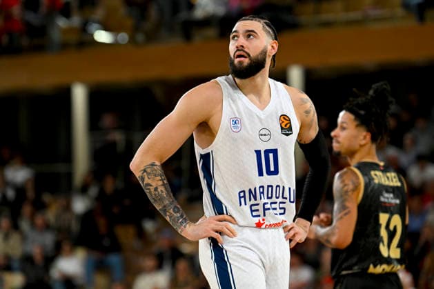 BASKET-BALL : AS Monaco VS Anadolu Efes Spor Kulübü - Turkish Airlines EuroLeague - 26 11 2025 IsaÃ¯a Cordinier (AEI) - Turkish Airlines EuroLeague match between AS Monaco and Anadolu Efes Spor Kulübü on November 26, 2025 at the Louis II Stadium in Monaco. MonacoMonaco  Copyright: xWilliamxCannarellax