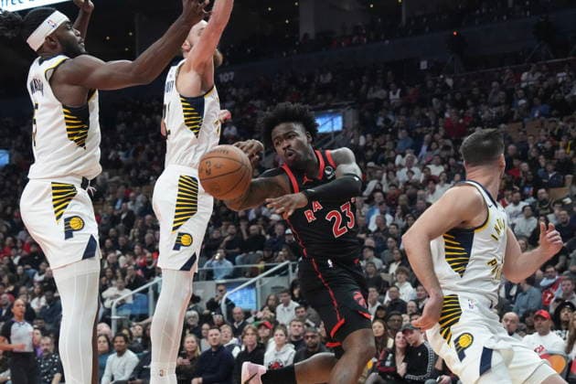 November 26, 2025, Toronto, On, CAN: Toronto Raptors guard Jamal Shead (23) plays a pass around the Indiana Pacers defence during first half NBA, Basketball Herren, USA Cup basketball action in Toronto on Wednesday, November 26, 2025. Jamal Shead  - ZUMAc35_ 20251126_zaf_c35_138 Copyright: xChrisxYoungx