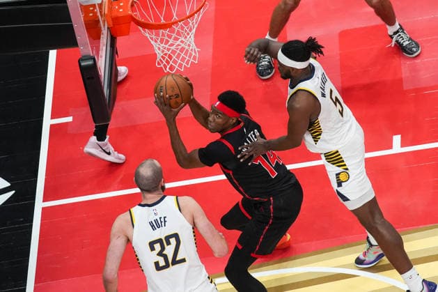 Indiana Pacers vs Toronto Raptors TORONTO, CANADA - NOVEMBER 26 : Ja’Kobe Walter (14) of Toronto Raptors in action during the 2025 Emirates NBA, Basketball Herren, USA Cup basketball game between Indiana Pacers and Toronto Raptors at the Scotiabank Arena on November 26, 2025 in Toronto, Ontario, Canada. Mert Alper Dervis Anadolu Ontario Canada. Editorial use only. Please get in touch for any other usage.  Copyright: x2025xAnadoluxMertxAlperxDervisx