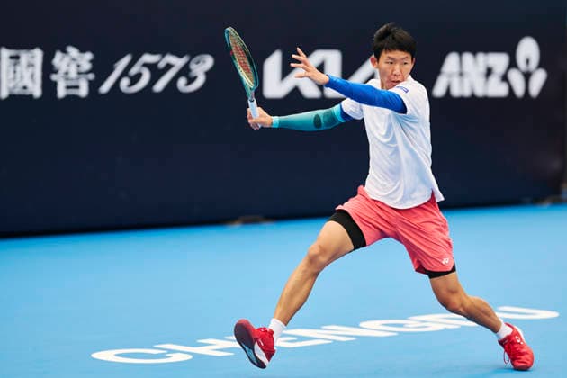 CHENGDU, CHINA - NOVEMBER 26: Cui Jie of China competes in the Men s Singles first round match against Yosuke Watanuki of Japan on day 3 of 2026 Australian Open Asia-Pacific Wildcard Playoffs at the Sichuan International Tennis Centre on November 26, 2025 in Chengdu, Sichuan Province of China.  Copyright: xVCGx 111606114827