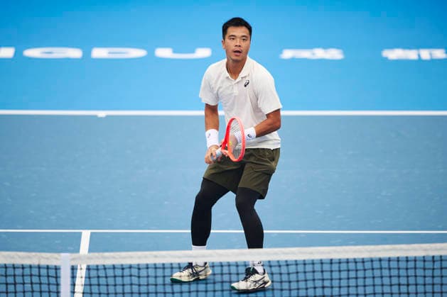 CHENGDU, CHINA - NOVEMBER 26: Sun Fajing of China competes in the Men s Singles first round match against Akira Santillan of Japan on day 3 of 2026 Australian Open Asia-Pacific Wildcard Playoffs at the Sichuan International Tennis Centre on November 26, 2025 in Chengdu, Sichuan Province of China.  Copyright: xVCGx 111606108941