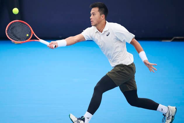 CHENGDU, CHINA - NOVEMBER 26: Sun Fajing of China competes in the Men s Singles first round match against Akira Santillan of Japan on day 3 of 2026 Australian Open Asia-Pacific Wildcard Playoffs at the Sichuan International Tennis Centre on November 26, 2025 in Chengdu, Sichuan Province of China.  Copyright: xVCGx 111606108935