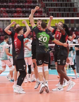 Ludwigsburg , Zoi DVV Cup quarter-final , Barock Volleys MTV Ludwigsburg vs Powervolleys Düren , Jubel Ludwigsburg
