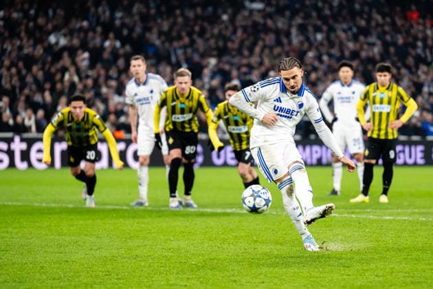 FC Copenhagen v Kairat Almaty, UEFA Champions League, Copenhagen, Denmark Copenhagen, Denmark. 26th, November 2025. Jordan Larsson (11) of FC Copenhagen scores for 2-0 on a penalty during the UEFA Champions League match between FC Copenhagen and Kairat Almaty at Parken in Copenhagen. Denmark, Copenhagen  Copyright: xGonzalesxPhoto TobiasxJorgensenx