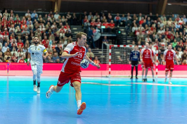 Aalborg Handball v HBC Nantes, EHF Champions League, Aalborg, Denmark Aalborg, Denmark. 26th, November 2025. Kristian Bjorsen (19) of Aalborg Handball seen during the EHF Champions League match between Aalborg Handball and HBC Nantes at Sparekassen Danmark Arena in Aalborg. Denmark, Aalborg  Copyright: xGonzalesxPhoto MadsxAndersenx