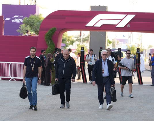 Formula 1 Qatar Airways Qatar Grand Prix 2025 27 11 2025, Losail International Circuit, Doha, Formula 1 Qatar Airways Qatar Grand Prix 2025 ,in the picture Deputy Team Principal Jerome d™Ambrosio Scuderia Ferrari , Team Principal Frederic Vasseur Scuderia Ferrari , Piero Ferrari, son of Enzo Ferrari nordphotoxGmbHx xBratic nph00250