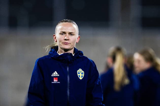 251127 Matilda Vinberg during warm up ahead of the under 23 international friendly football match between Sweden and Italy on November 27, 2025 in Västeras Photo Kenta Jönsson BILDBYRAN COP 210 KJ0289 fotboll football soccer fotball u23 under 23 sverige sweden italien italy dam bbeng  Copyright: KENTAxJÖNSSON BB251127KJ014