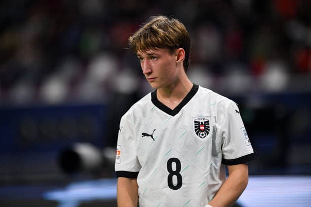 SOCCER - 2025 FIFA U17, U 17 World Cup DOHA,QATAR,27.NOV.25 - SOCCER - FIFA Under 17 World Cup Qatar 2025, final, Portugal vs Austria. Image shows the disappointment of Jakob Werner (AUT).  GEPAxpictures xRanjithxKumar