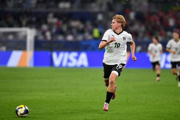 SOCCER - 2025 FIFA U17, U 17 World Cup DOHA,QATAR,27.NOV.25 - SOCCER - FIFA Under 17 World Cup Qatar 2025, final, Portugal vs Austria. Image shows Johannes Moser (AUT).  GEPAxpictures xRanjithxKumar
