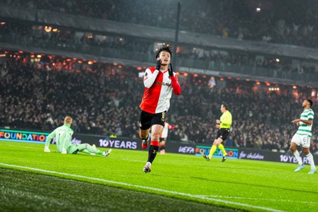 UEFA Europa League: Feyenoord v Celtic F.C. Rotterdam - Ayase Ueda of Feyenoord during the fifth match of the UEFA Europa League 2025 2026. The match is set between Feyenoord and Celtic F.C. at Stadion Feijenoord De Kuip on 27 November 2025 in Rotterdam, The Netherlands. Copyright: xTomxBodex