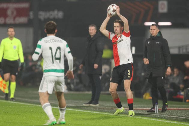 2025-11-27 Feyenoord v Celtic FC - UEFA Europa League, League phase, MD5 ROTTERDAM, NETHERLANDS - NOVEMBER 27: Gijs Smal of Feyenoord throws in the ball during the UEFA Europa League, League phase, MD5 match between Feyenoord and Celtic FC at Stadion Feijenoord on November 27, 2025 in Rotterdam, Netherlands. Rotterdam Stadion Feijenoord Netherlands Content not available for redistribution in The Netherlands directly or indirectly through any third parties. Copyright: xHansxvanxderxValkx