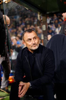 Franck Haise seen during UEFA Europa League game between teams of FC Porto and OGC Nice (Bernardo Benjamim Ball Raw Images) Porto Estadio do Dragao Portugal Copyright: xBernardoxBenjamimx bernardobenjamim_fcporto_nice_2526-02