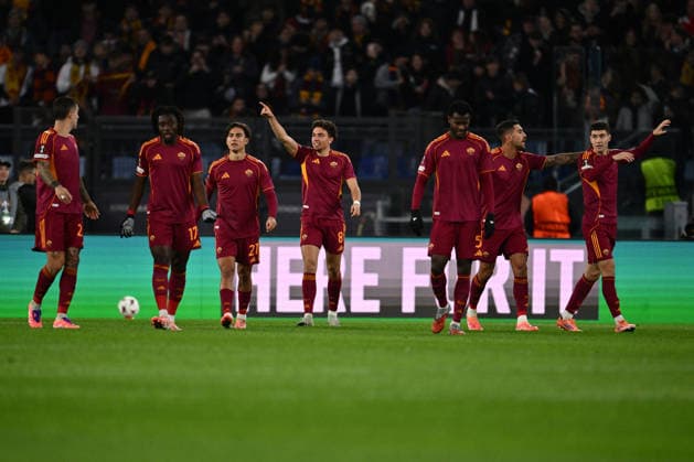 Neil El Aynaoui of A.S. Roma celebrates after scoring the goal of 1-0 during the UEFA Europa League phase day 5 football match between between A.S. Roma and F.C. Midtjylland at the Olympic Stadium on November 27, 2025 in Rome, Italy.  Copyright: xDomenicoxCippitelli IPAxSportx xipa-agency.netx xx IPA_68445216 IPA_Agency_IPA68445216