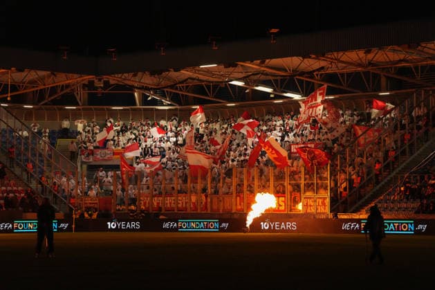 Fire show in front of the guest block, Fans, Ultras, Czech Republic, Football, UEFA Europa League, Matchday 5, League phase, 2025 2026, FC Viktoria Pilsen vs SC Freiburg, 27 11 2025, Doosan Arena, Plzen, Pilsen, Czech Republic Plzen, Pilsen Doosan Arena Plzenský kraj, Pilsen region Czech Republic, Czech Republic Copyright: xArnexAmbergx